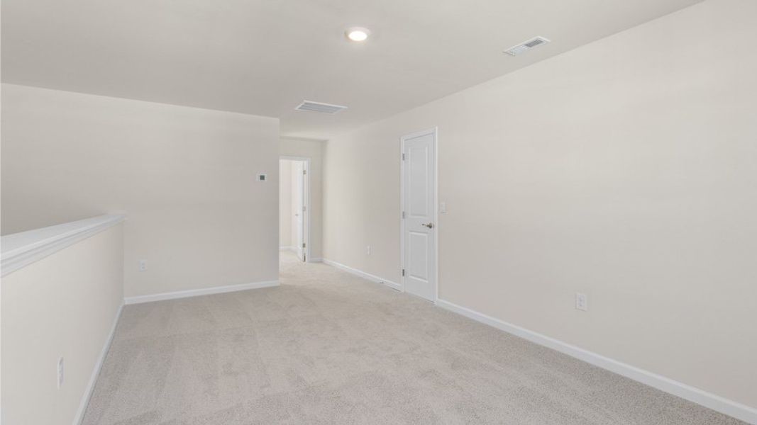 Spacious, unfurnished interior of a new home in The Villas at Martin Farms, Aberdeen (Image 21).