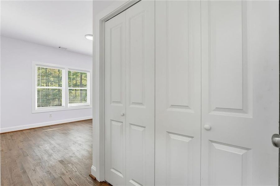 Spacious, unfurnished interior of a new home in , Villa Rica (Image 28).