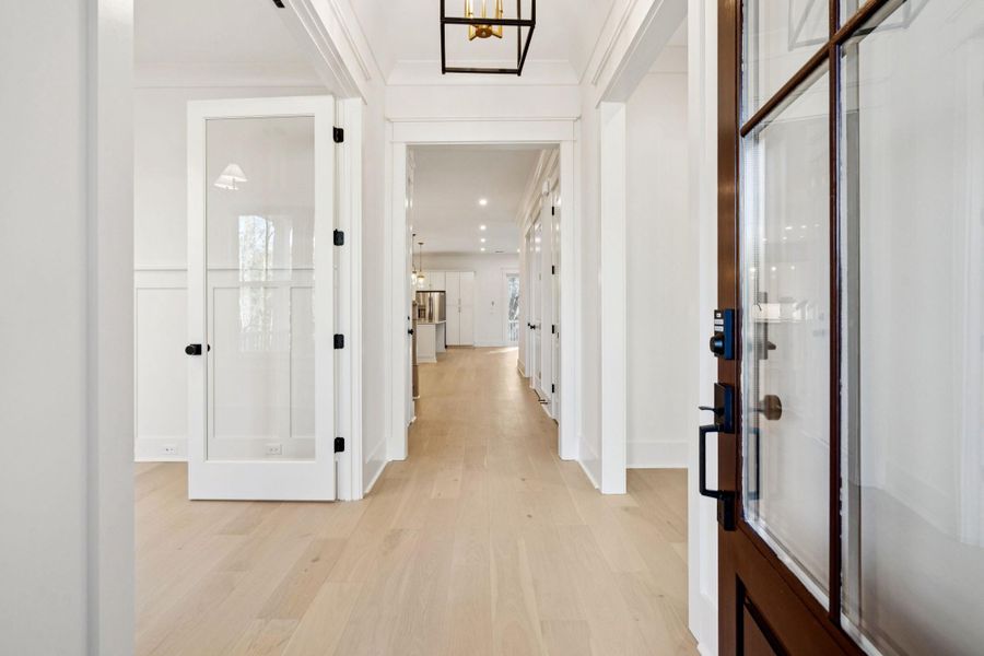 Spacious, unfurnished interior of a new home in , Mount Pleasant (Image 19).