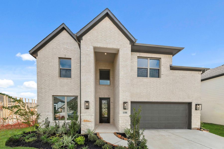 Exterior details and patio area of a home in Grand Central Park – 50', Conroe (Image 4). Exterior details and patio area of a home in Grand Central Park – 50', Conroe (Image 4).
