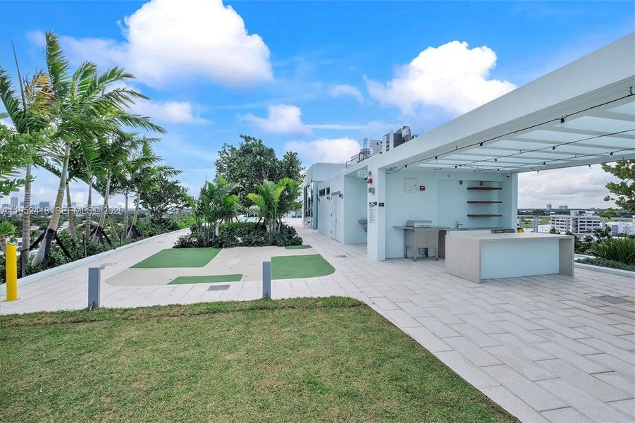 Image 82 of a home in .