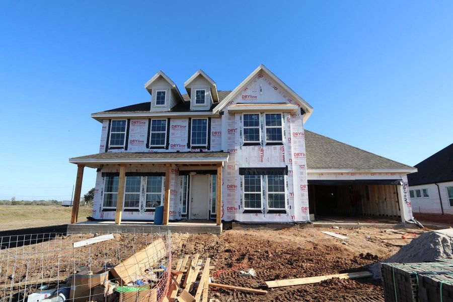 Two story home with 5 bedrooms, 4 baths, and 3 car tandem garage Two story home with 5 bedrooms, 4 baths, and 3 car tandem garage