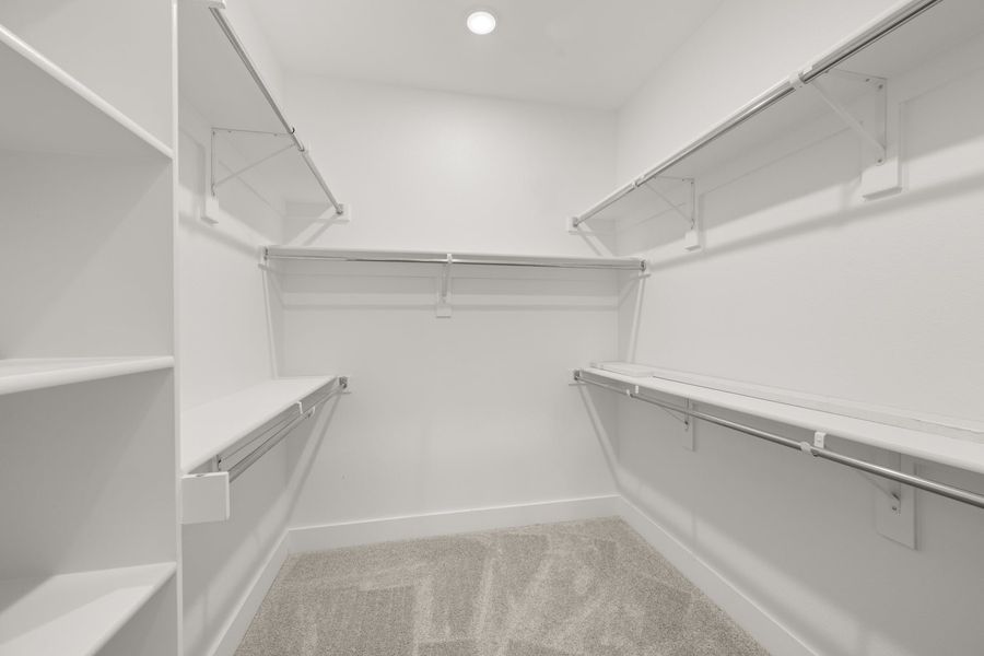 Spacious, unfurnished interior of a new home in Wildflower Ranch, Fort Worth (Image 23).