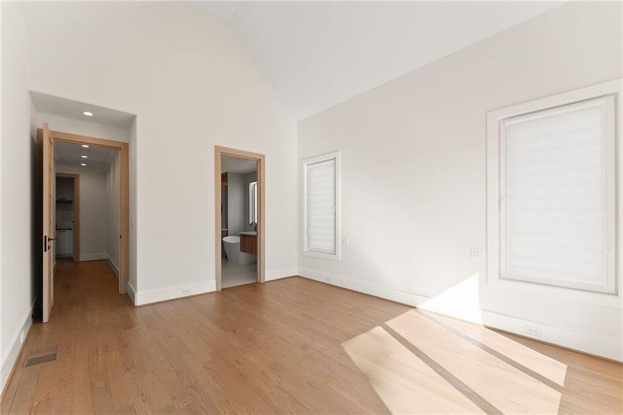 Spacious, unfurnished interior of a new home in , Cumming (Image 38).