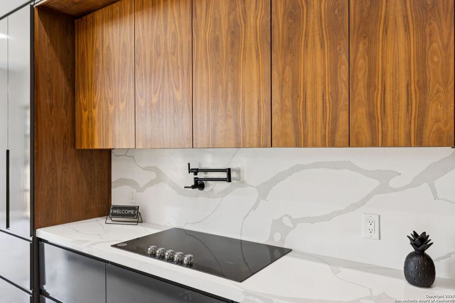 Close-up of interior finishes inside a home in , La Vernia (Image 20).