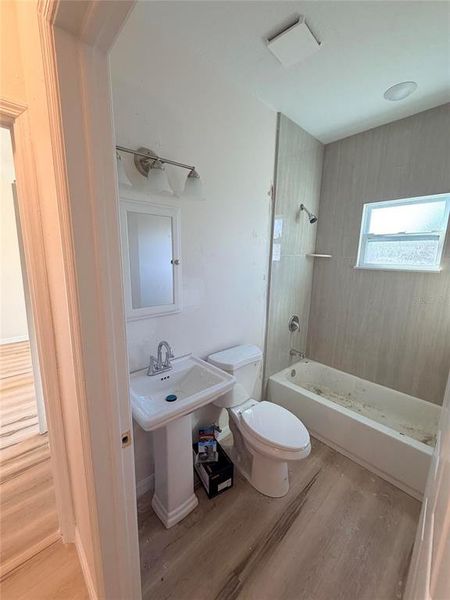 Furnished interior view inside a new home in , Port Charlotte (Image 5).