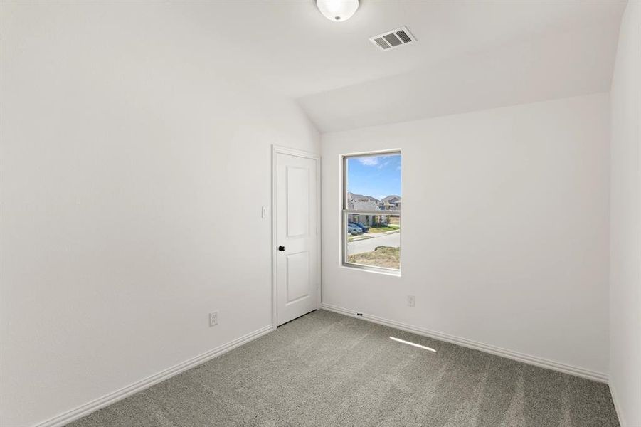 Spacious, unfurnished interior of a new home in Devonshire 40s, Forney (Image 22).