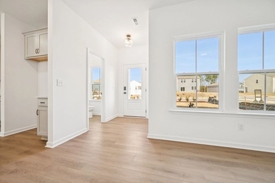 Representative images and renderings are for illustrative purposes. Actual structural options and design finishes of home may vary. Representative images and renderings are for illustrative purposes. Actual structural options and design finishes of home may vary.