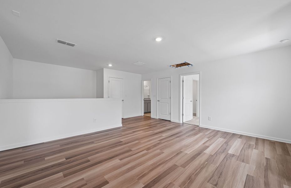 Upstairs Loft Upstairs Loft