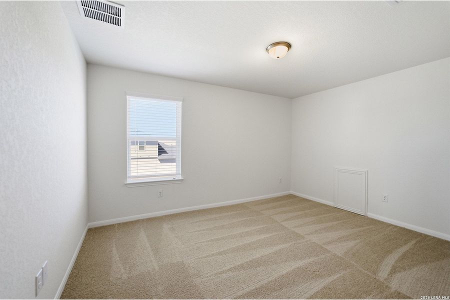 Spacious, unfurnished interior of a new home in Hickory Ridge, Elmendorf (Image 14).