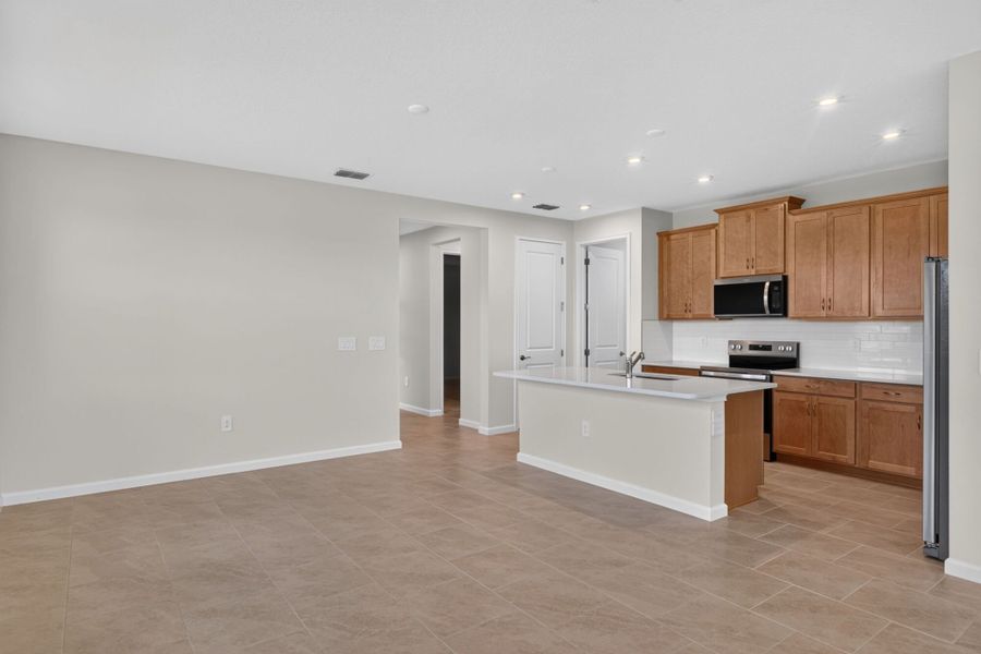 Furnished interior view inside a new home in Wellen Park, Venice (Image 6). Furnished interior view inside a new home in Wellen Park, Venice (Image 6).