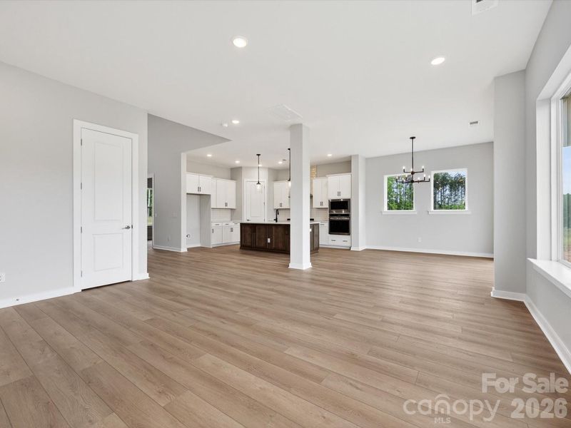 Spacious, unfurnished interior of a new home in Hardy Pond, Rock Hill (Image 29).