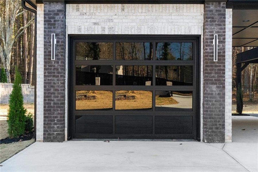 Exterior details and patio area of a home in , Hoschton (Image 3).