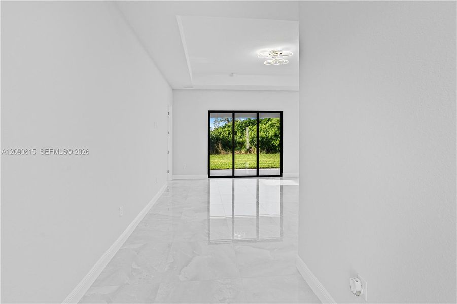 Spacious, unfurnished interior of a new home in , Lehigh Acres (Image 32).