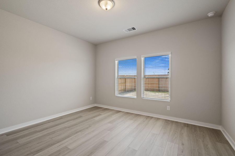 Spacious, unfurnished interior of a new home in River Ranch Trails, Dayton (Image 23). Spacious, unfurnished interior of a new home in River Ranch Trails, Dayton (Image 23).