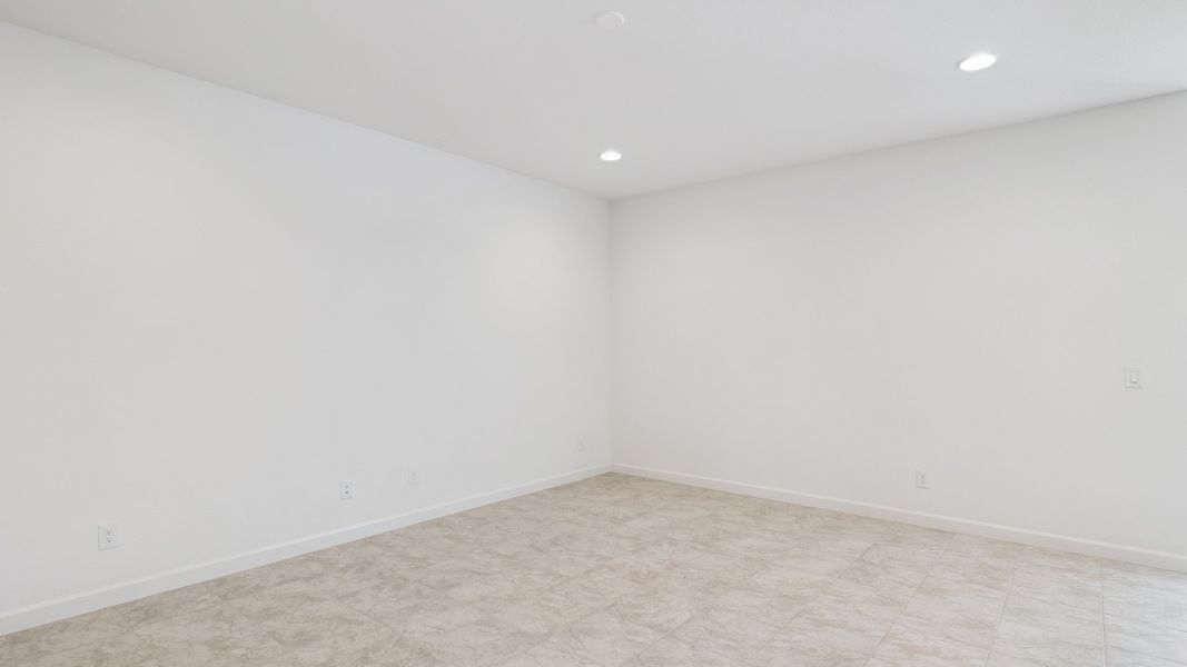 Spacious, unfurnished interior of a new home in Quail Ranch, San Tan Valley (Image 22). Spacious, unfurnished interior of a new home in Quail Ranch, San Tan Valley (Image 22).