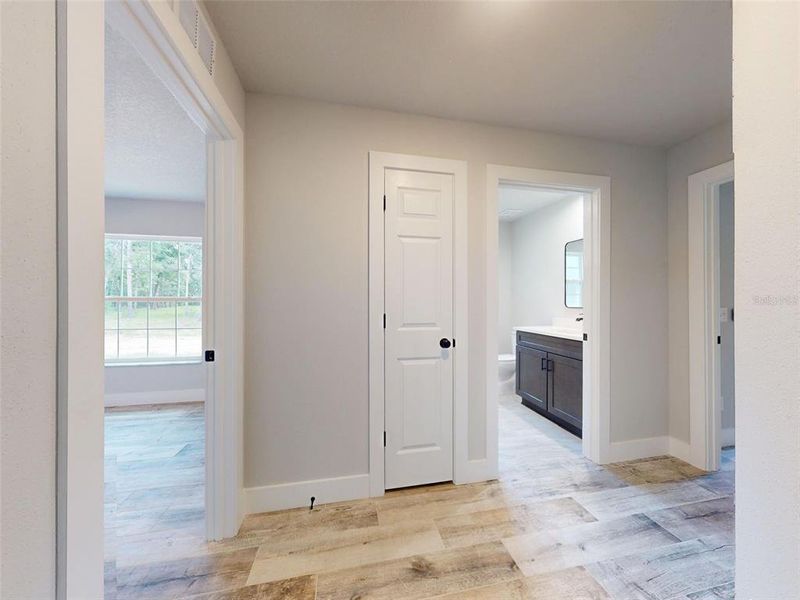 Image 93 of a home in .