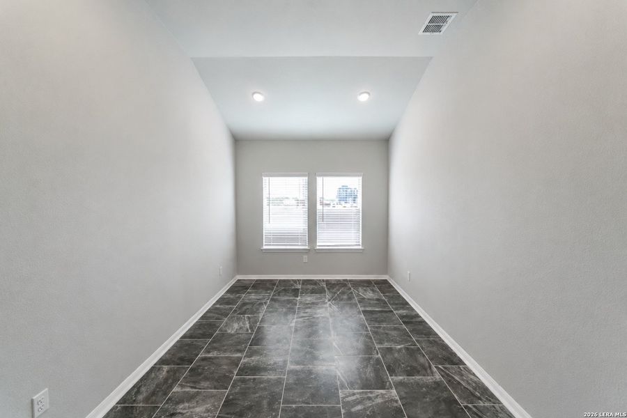 Spacious, unfurnished interior of a new home in Morgan Meadows, San Antonio (Image 10).