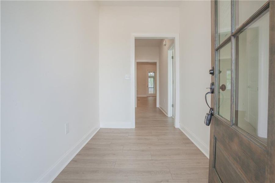 Spacious, unfurnished interior of a new home in , Carrollton (Image 10).