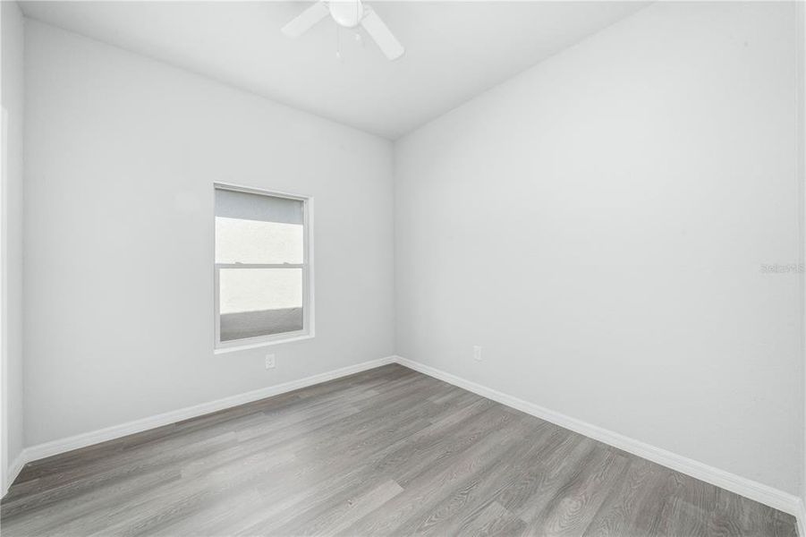 Spacious, unfurnished interior of a new home in , Sebring (Image 40).