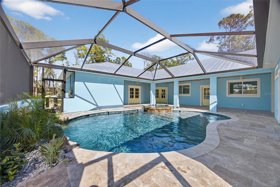 Exterior details and patio area of a home in , Port Charlotte (Image 24).