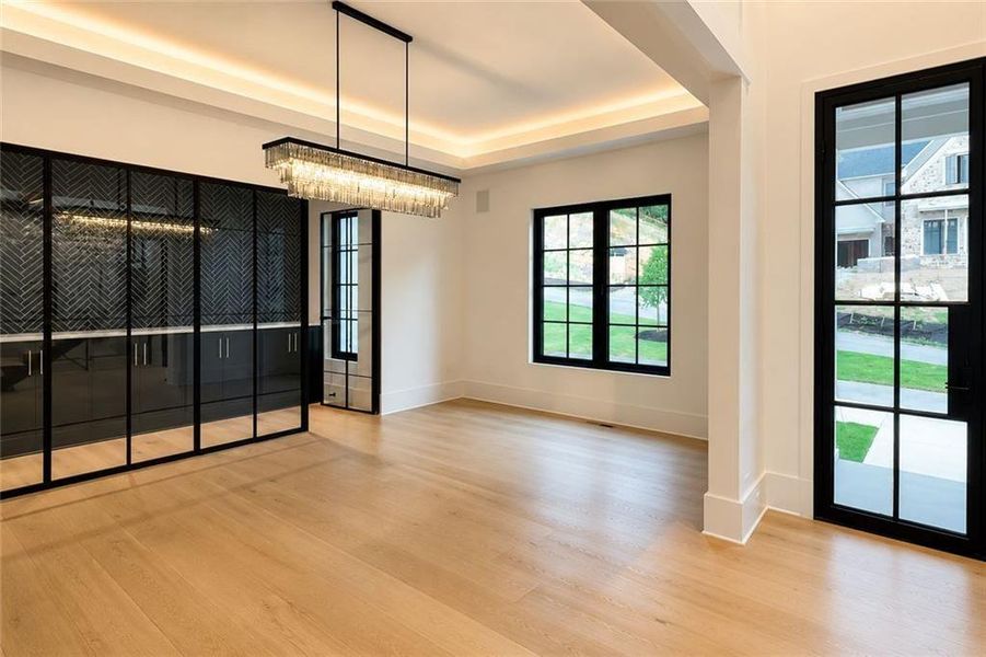 Spacious, unfurnished interior of a new home in , Alpharetta (Image 26).