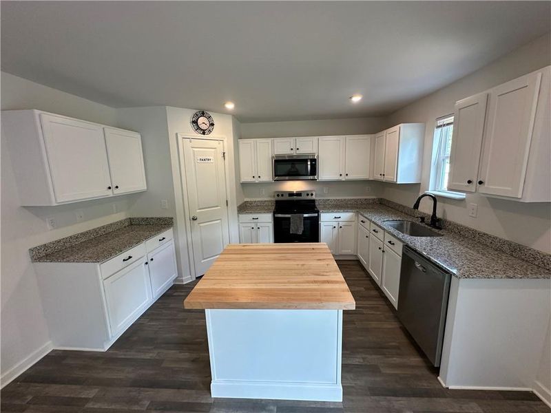 Furnished interior view inside a new home in , Cedartown (Image 8).