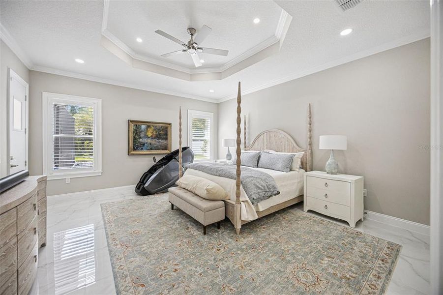 Furnished interior view inside a new home in , Clermont (Image 7).