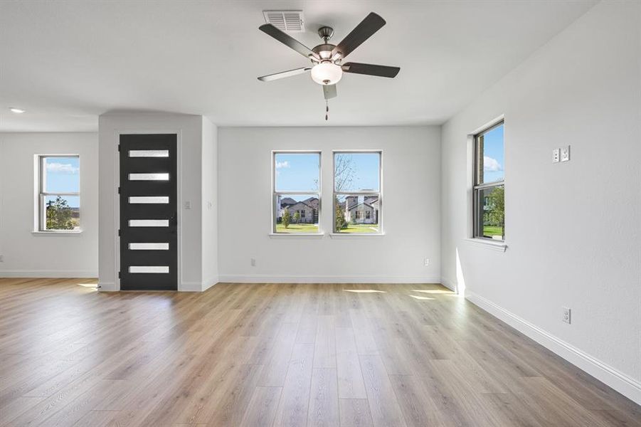 105 North Sky Drive ~ Ready Now 105 North Sky Drive ~ Ready Now