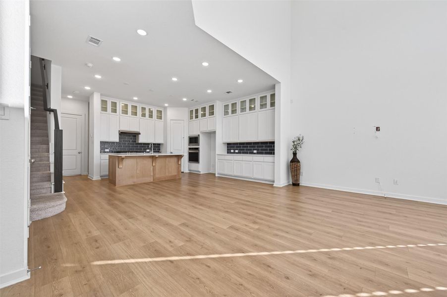 Spacious, unfurnished interior of a new home in , Cypress (Image 19).