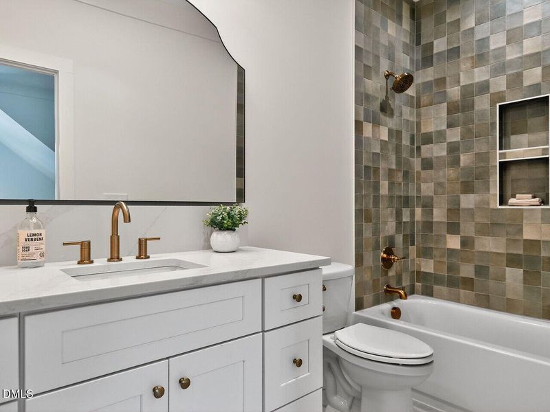 038-1280x960-photo 038-1280x960-photo