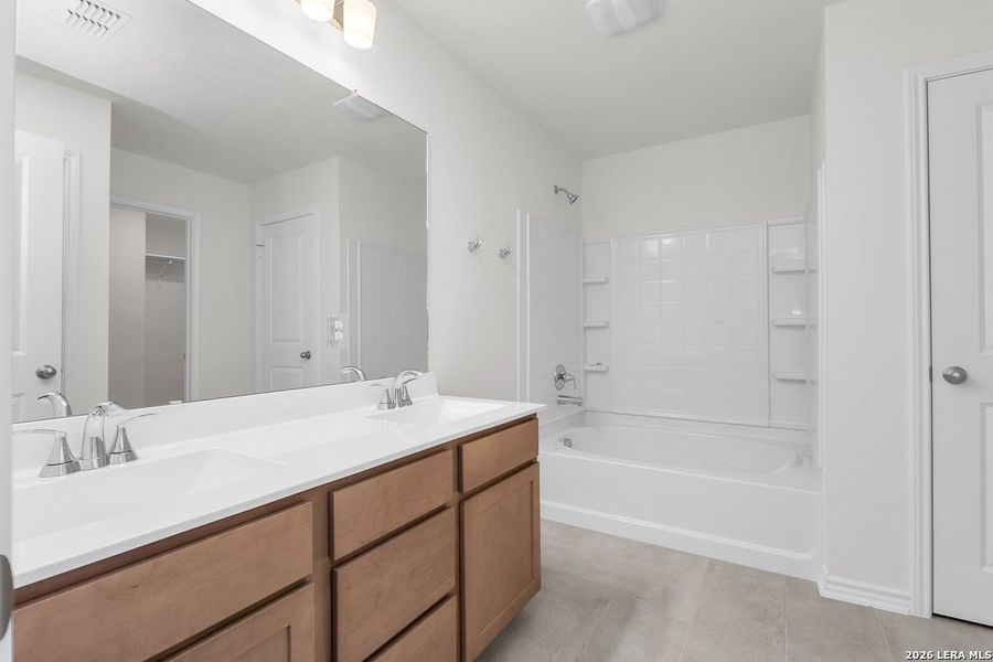 Furnished interior view inside a new home in Medina Crossing, Von Ormy (Image 4). Furnished interior view inside a new home in Medina Crossing, Von Ormy (Image 4).