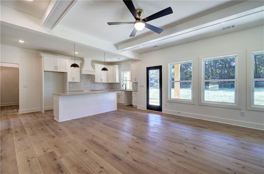 Spacious, unfurnished interior of a new home in , Taylorsville (Image 31).