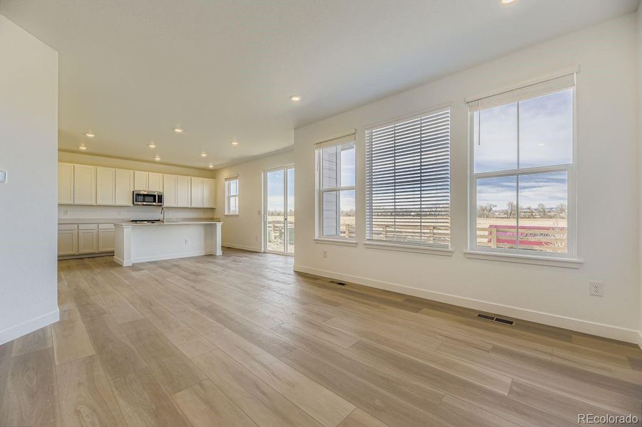 Spacious, unfurnished interior of a new home in Vermilion Creek: The Pioneer Collection, Centennial (Image 11).