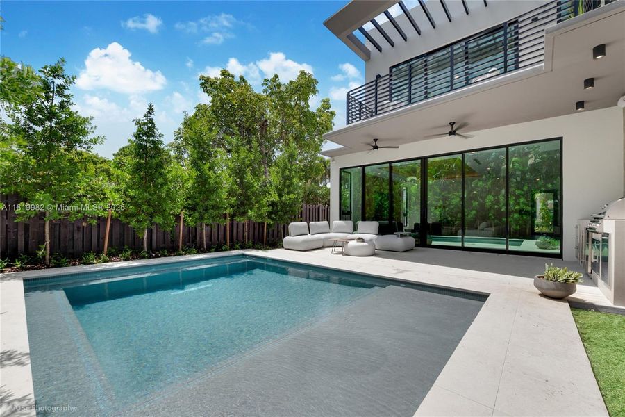 Image 31 of a home in . Image 31 of a home in .