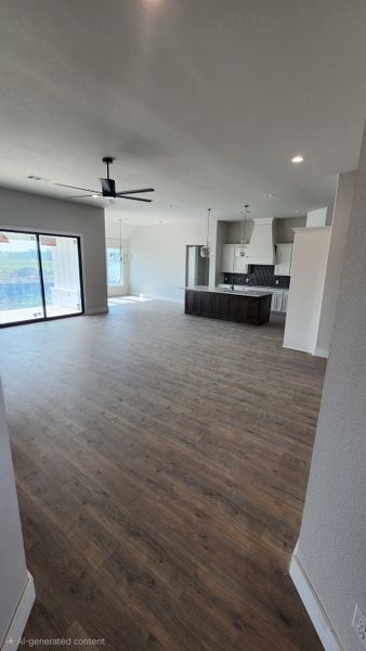 Spacious, unfurnished interior of a new home in Paloma Ranches, Justin (Image 10).