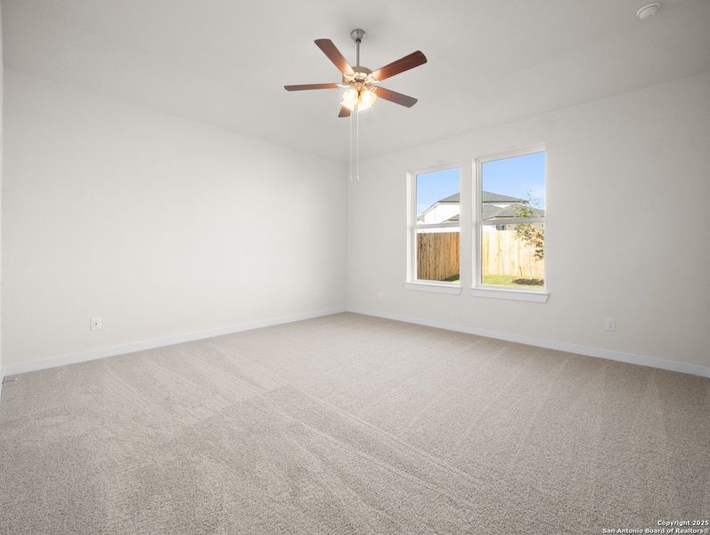 Spacious, unfurnished interior of a new home in Hunter's Ranch, San Antonio (Image 15). Spacious, unfurnished interior of a new home in Hunter's Ranch, San Antonio (Image 15).