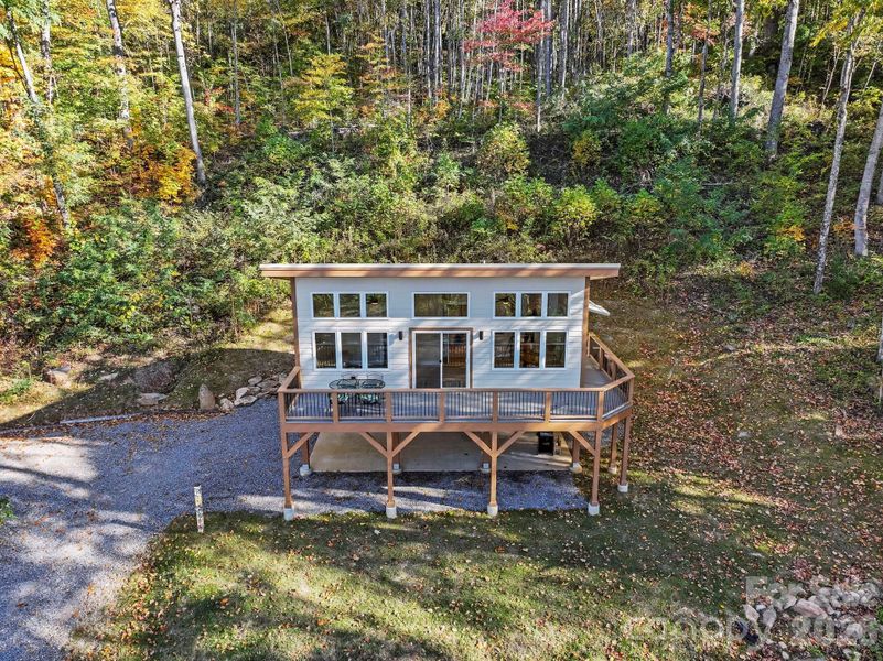 Welcome to yiou cabin in the woods