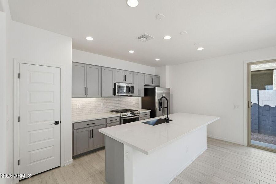 hj-az-phoenix-parkside-villas-cc-rm1-lot