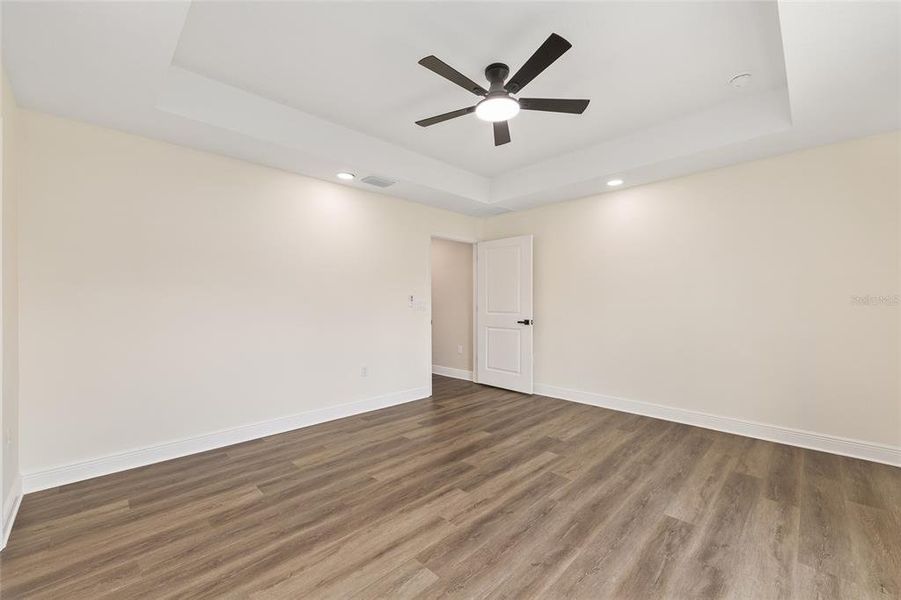Spacious, unfurnished interior of a new home in , Dunnellon (Image 39). Spacious, unfurnished interior of a new home in , Dunnellon (Image 39).
