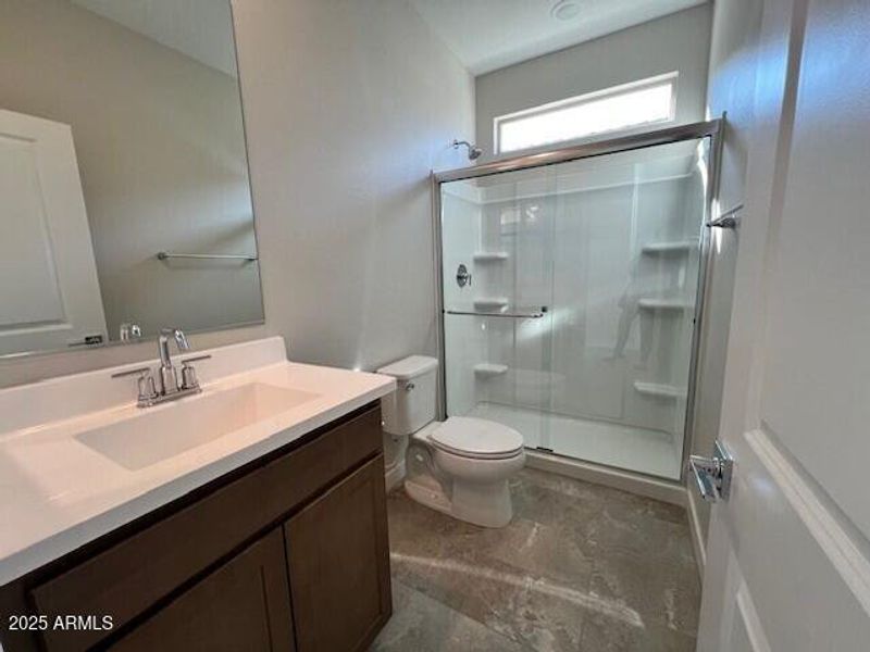 BR35 Lot 122 - 1st floor bath