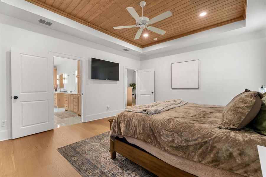 Furnished interior view inside a new home in , Tyler (Image 15).