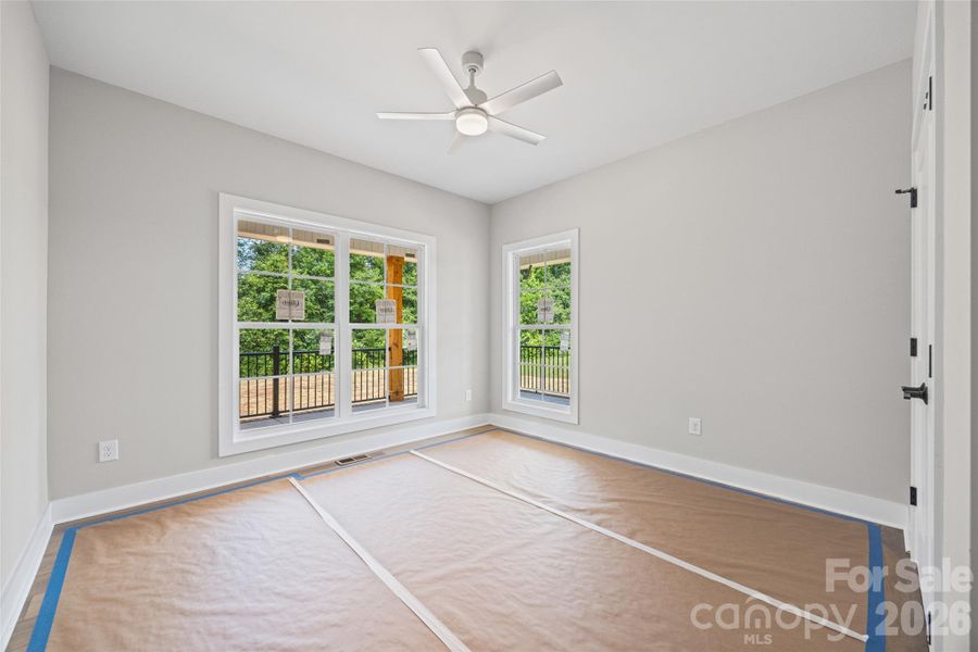 Downstairs guest bedroom.