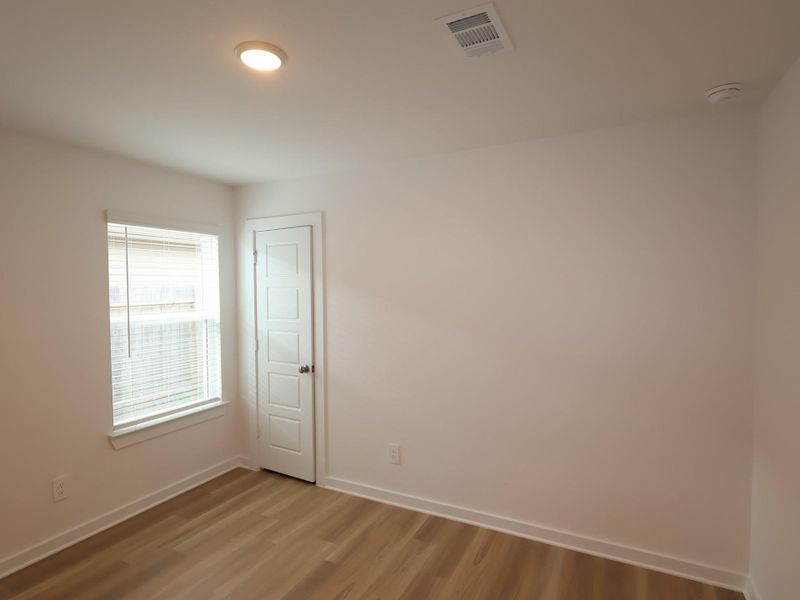 Spacious, unfurnished interior of a new home in Magnolia Ridge, Magnolia (Image 22).