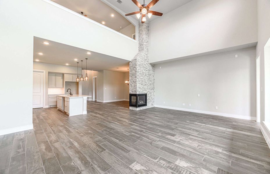 Representative unfurnished interior of a home built from the 3182 by Ravenna Homes in Bridgeland 50′, Cypress (Image 22).