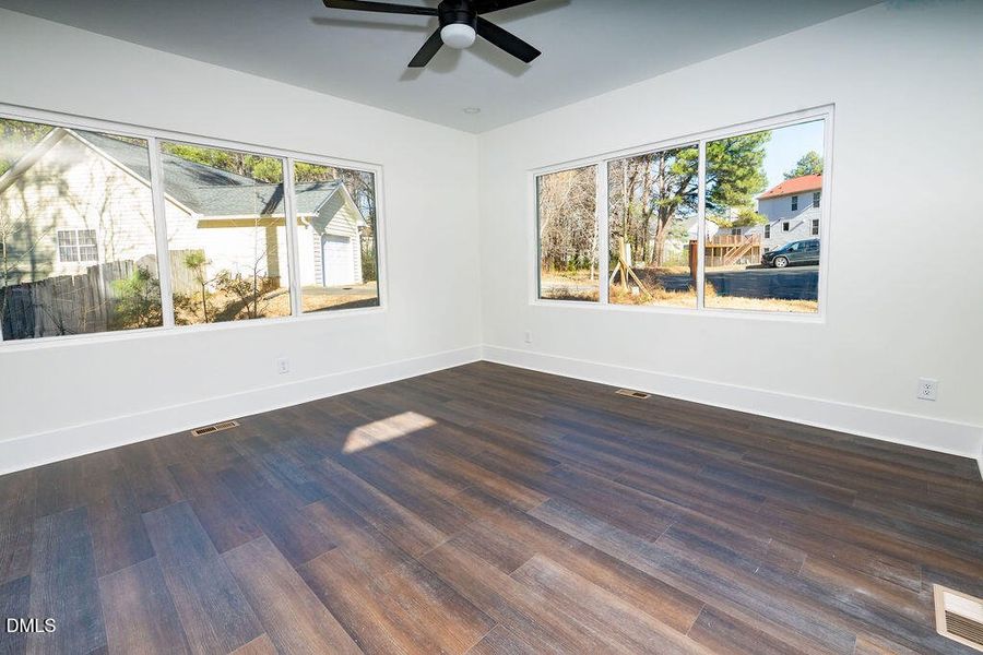 7 Mercury Ct-Living Room