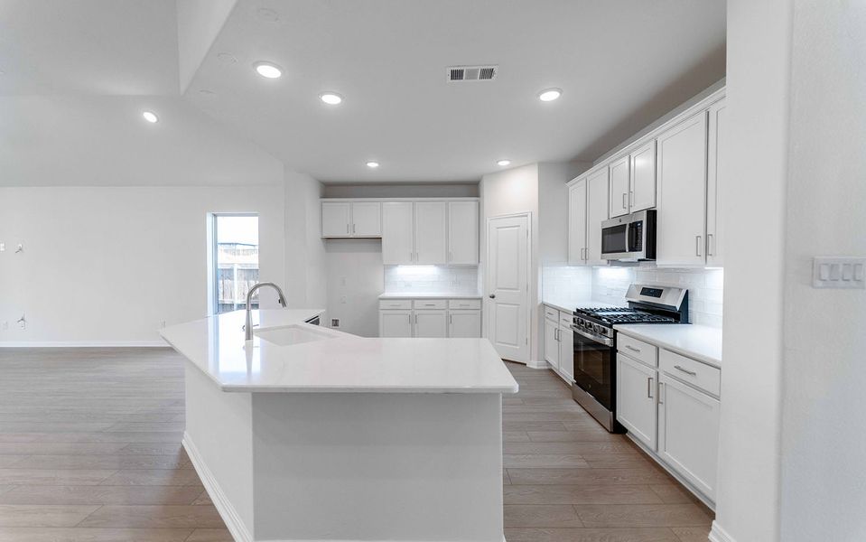 Furnished interior view inside a new home in La Terra, Celina (Image 4).