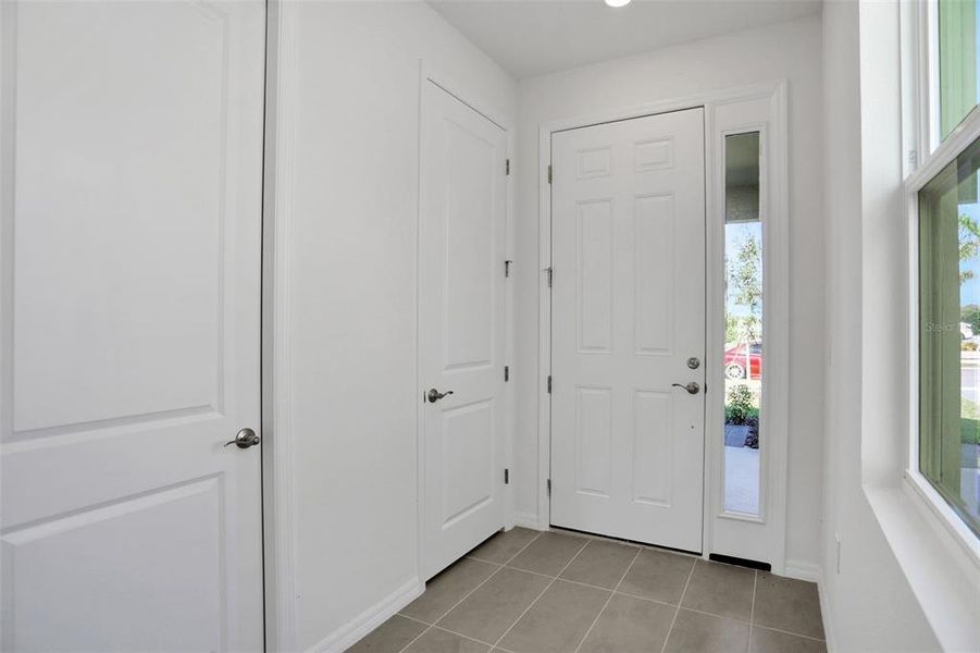 Spacious, unfurnished interior of a new home in Turnleaf, Punta Gorda (Image 23).