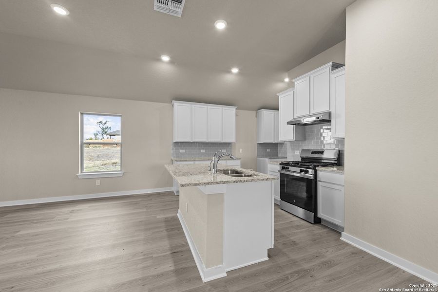 Furnished interior view inside a new home in Hunters Ranch, San Antonio (Image 6). Furnished interior view inside a new home in Hunters Ranch, San Antonio (Image 6).