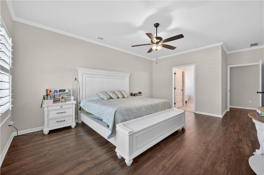 Furnished interior view inside a new home in , Dahlonega (Image 18).